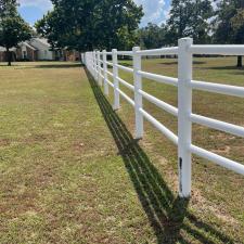 Vinyl Fence Cleaning in Edmond, OK 3